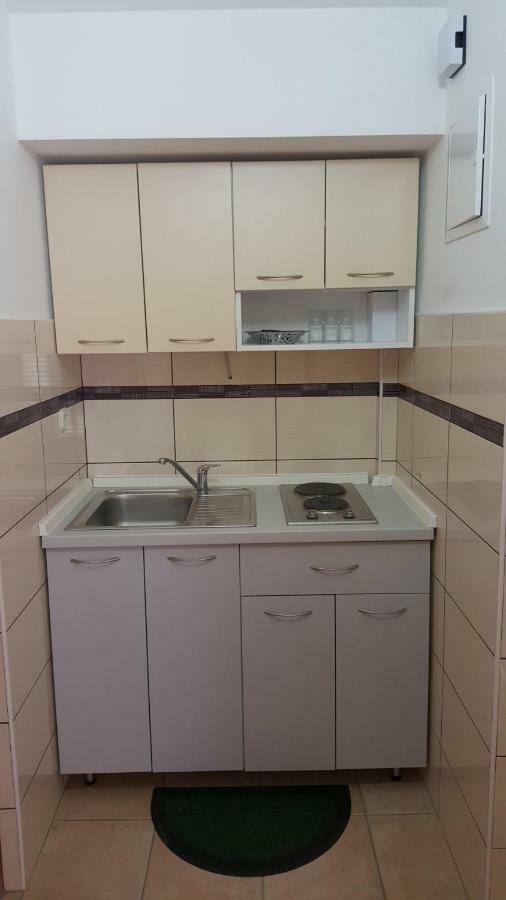 Apartmani Vesna Пінезіци Екстер'єр фото